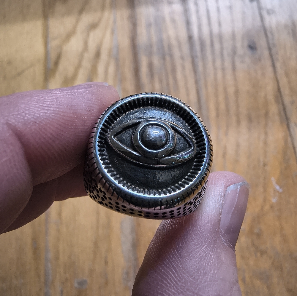 Silver Eye Design Men's Ring